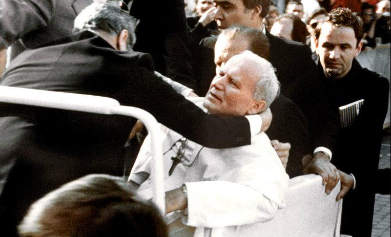 Atentado al Papa Juan Pablo II